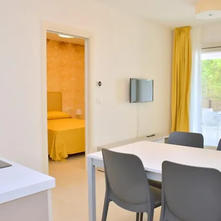 Beautiful Lighted By The Sun - Beahost Apartment *