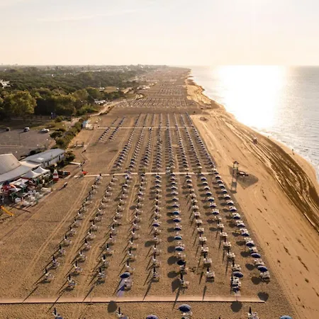 Beautiful Lighted By The Sun - Beahost Apartment Bibione